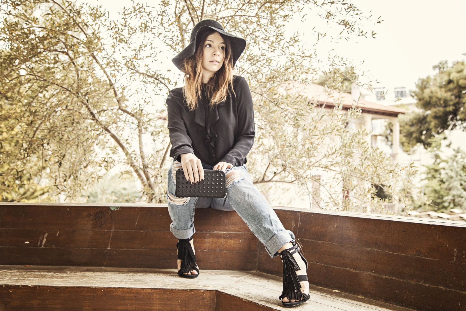 Ripped jeans black hat_3